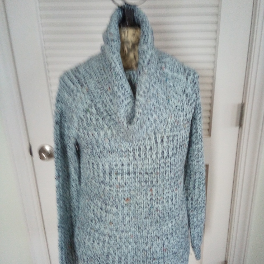 Altar'd State White Blue Confetti Chunky Sweater L